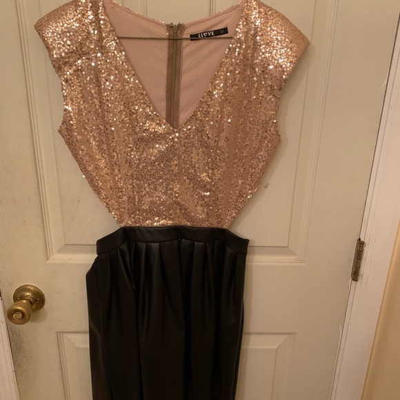 Only wore once - Picture 1 of 2